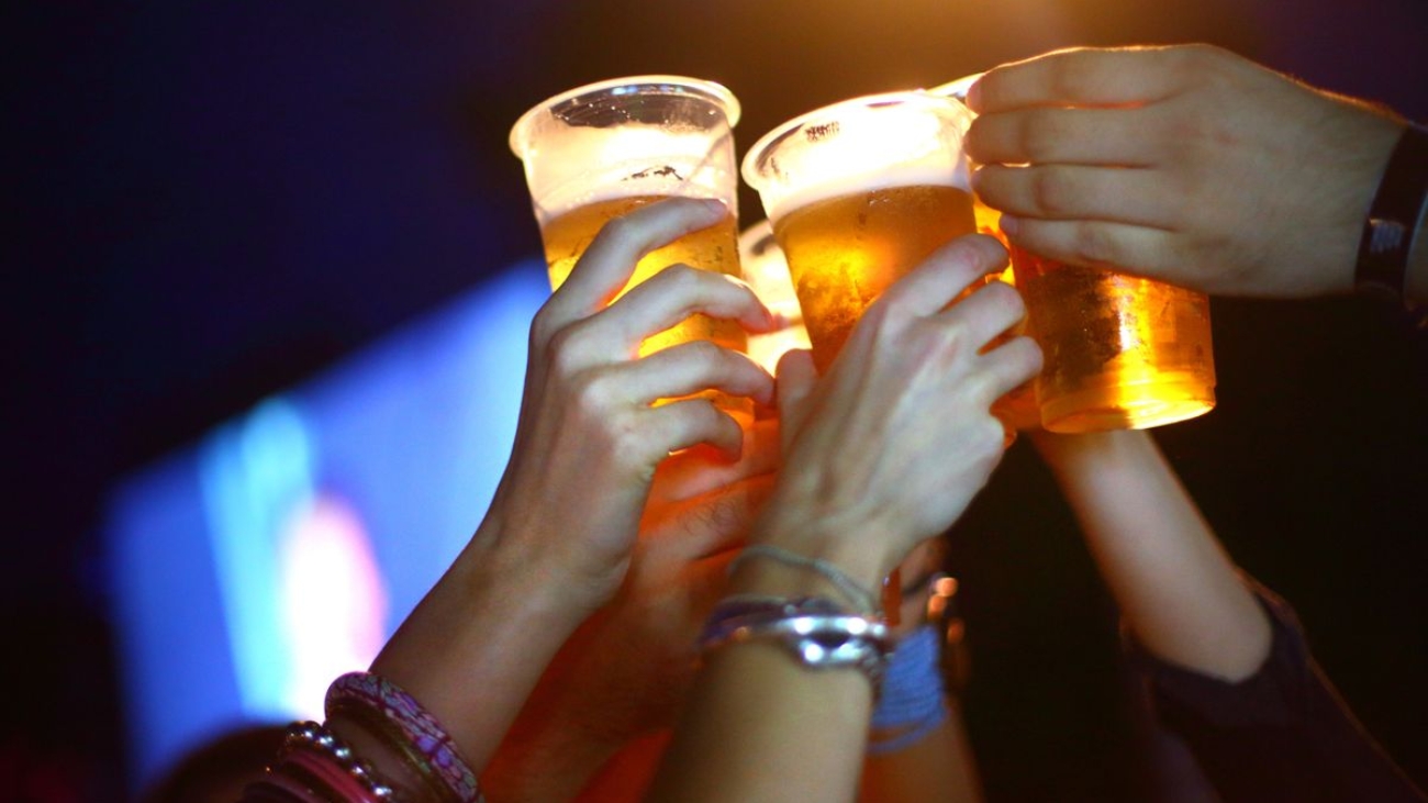 1200x680_08_02_22_jeunes_alcool_gilaxia_gettyimages-576709740